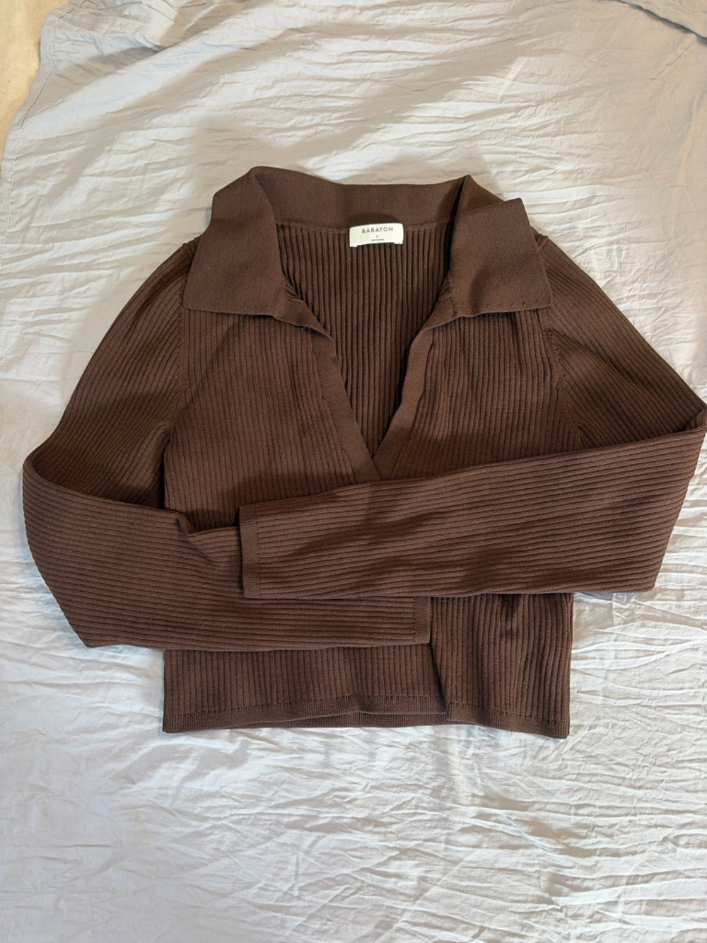 Babaton Brown Ribbed Collared V-Neck Top